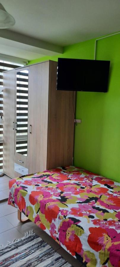 Day & Night Anyksciai Apartment Екстериор снимка